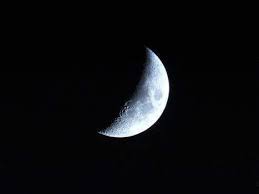 waxing crescent moon